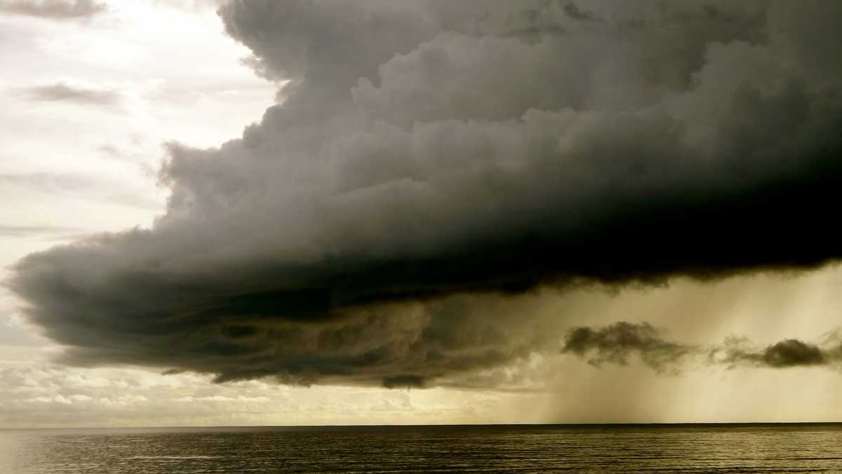 oil companies on tumbling prices disastrous devastating image002